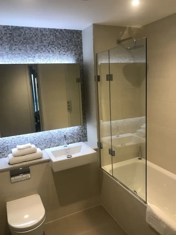 Loder Properties Kings Cross - photo 8