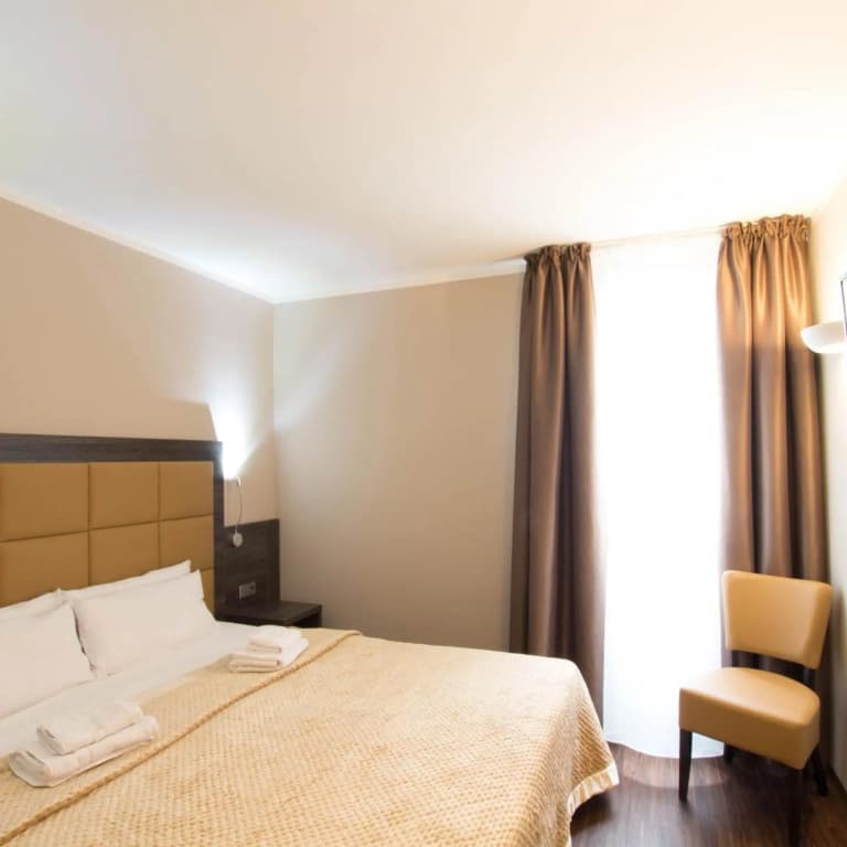Hotel Delta am Potsdamer Platz - photo 26