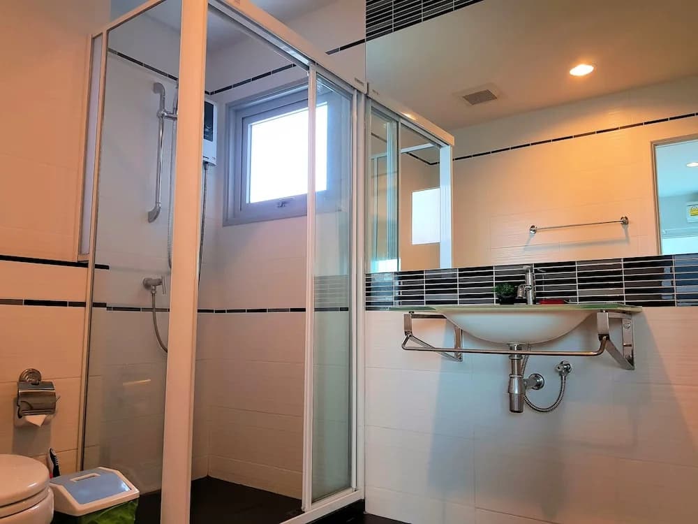 1BR Centric Sea 115 With Infinity Pool - photo 7