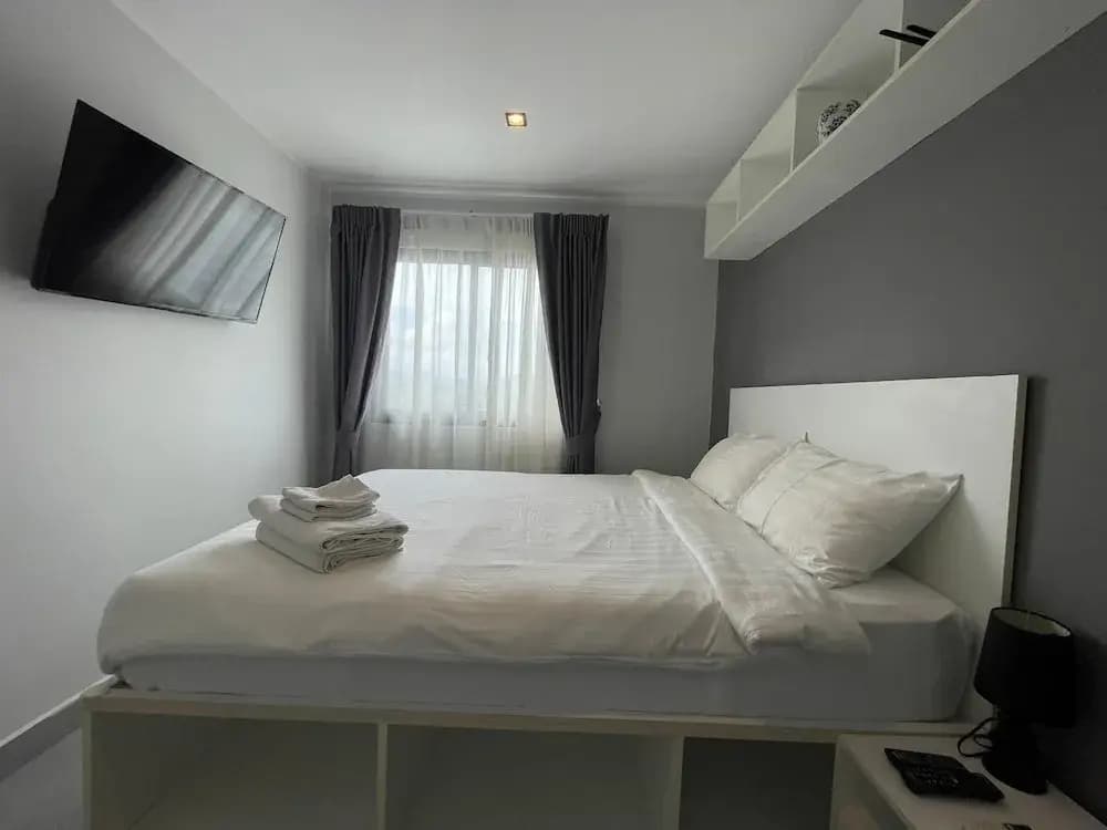 Rego 2 Bedroom Apartment - photo 5