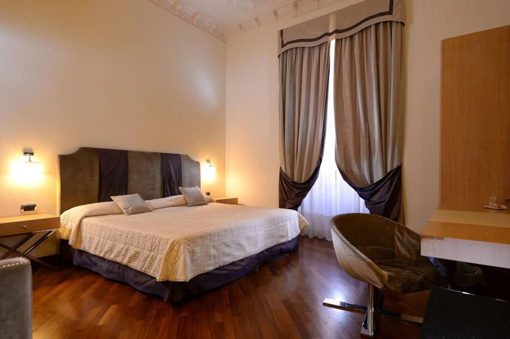 Hotel Golden - photo 24