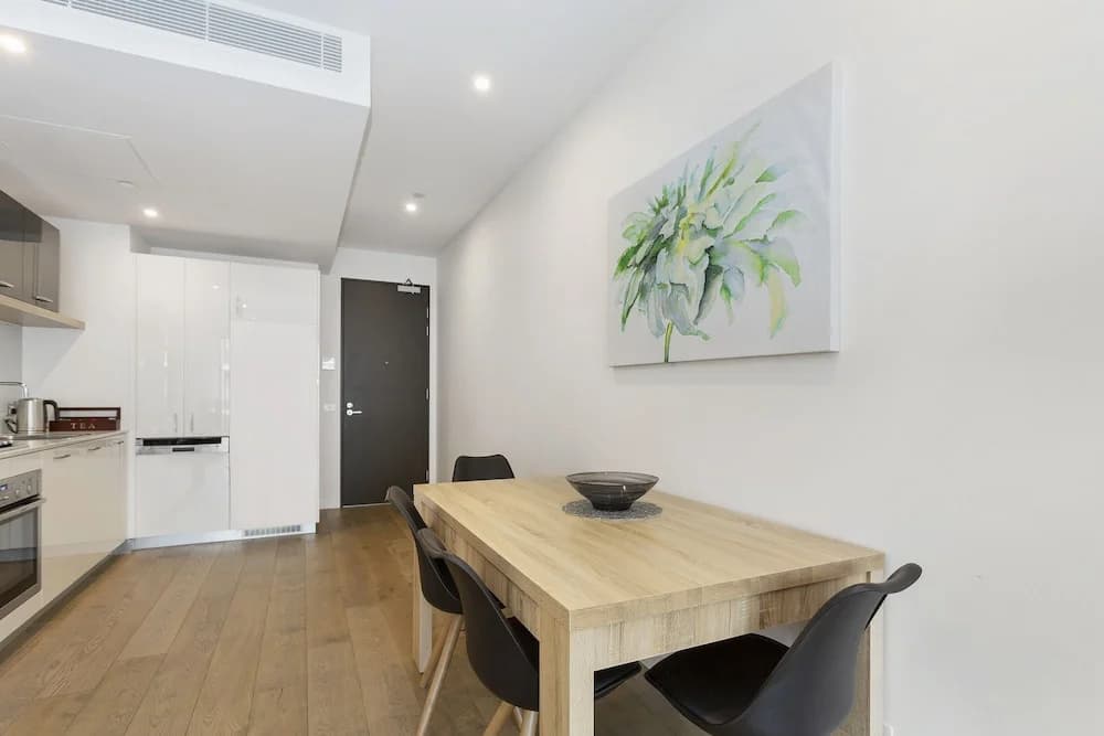 Sandy Hill Apartments by Ready Set Host - photo 4
