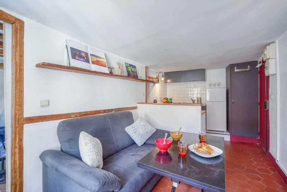 Lovely Central Apartment for 2 Guests! - photo 5