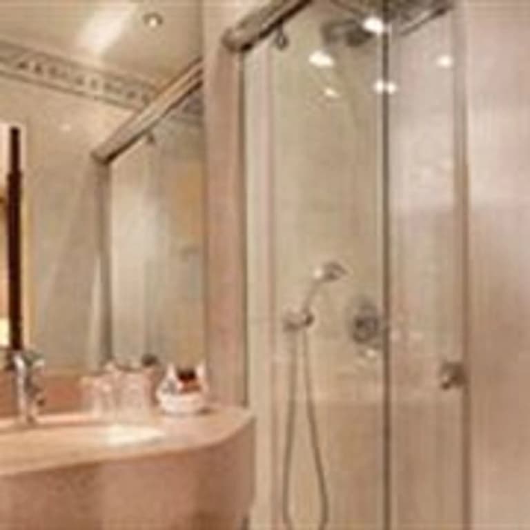 Hotel Cecilia - photo 8