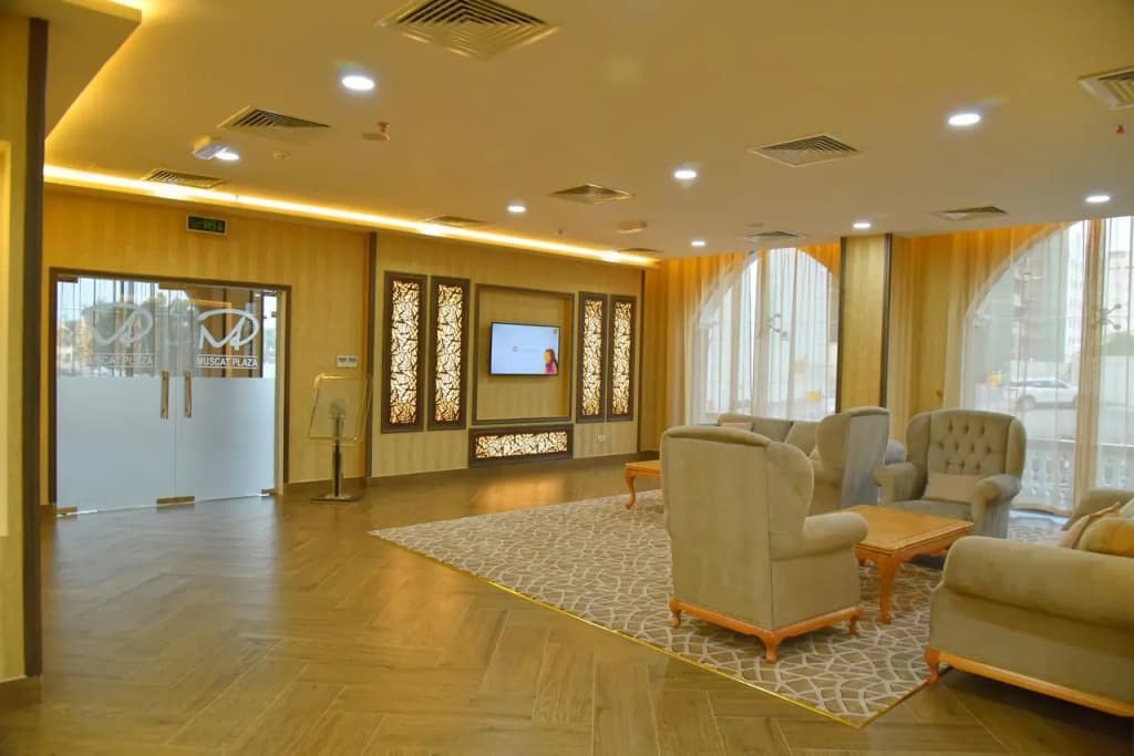 Muscat Plaza Hotel - photo 2