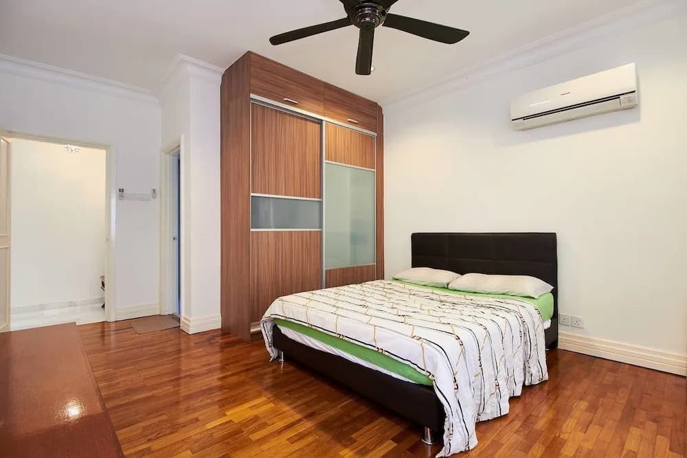 Luxurious 2BR in Klcc - Managed by Guestready - photo 5