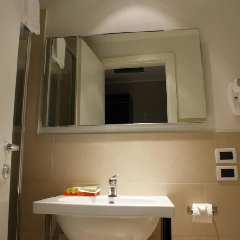Hotel Aniene - photo 34