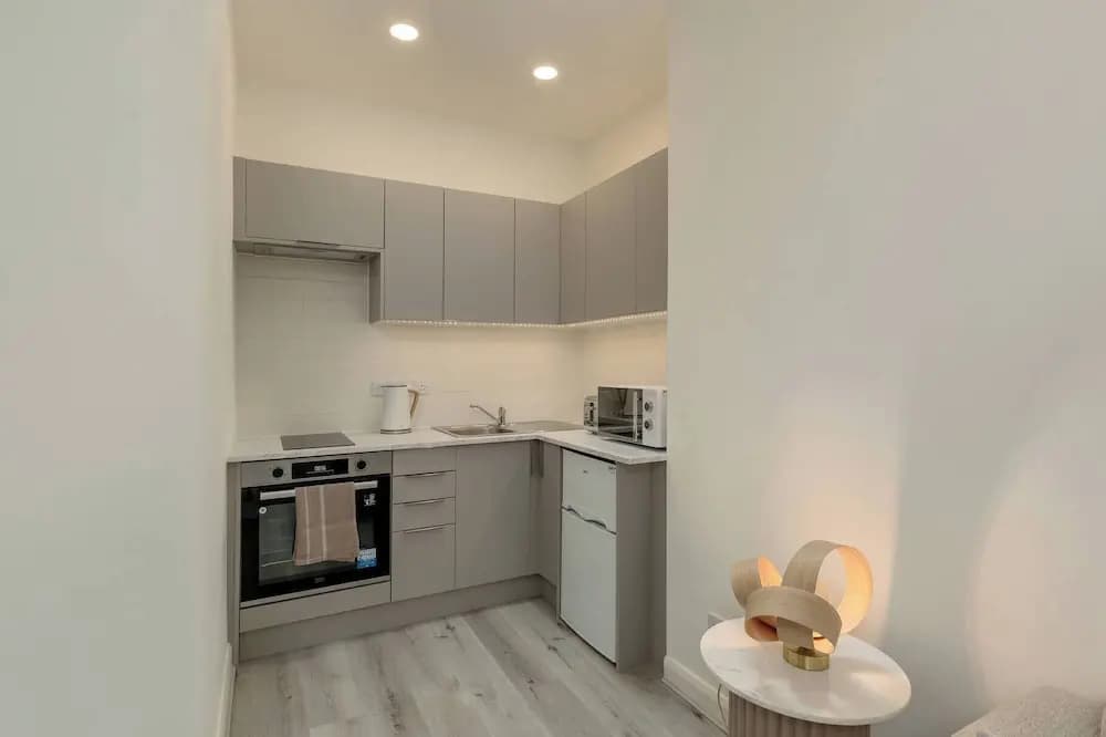 Modern Wheatfield Apartment - photo 11