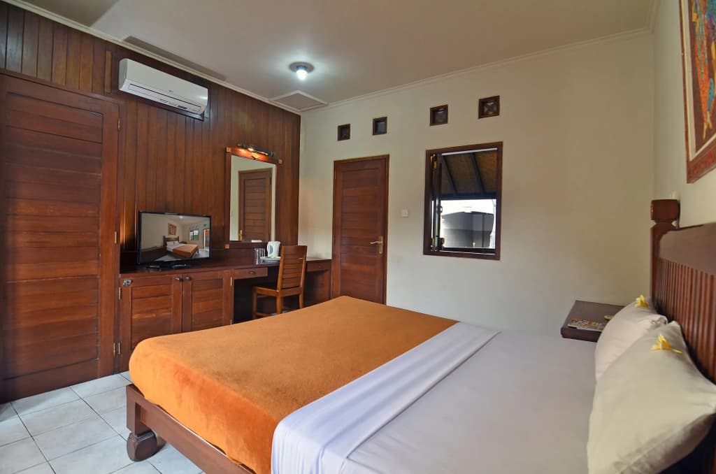 Taman Ayu 212 - main photo