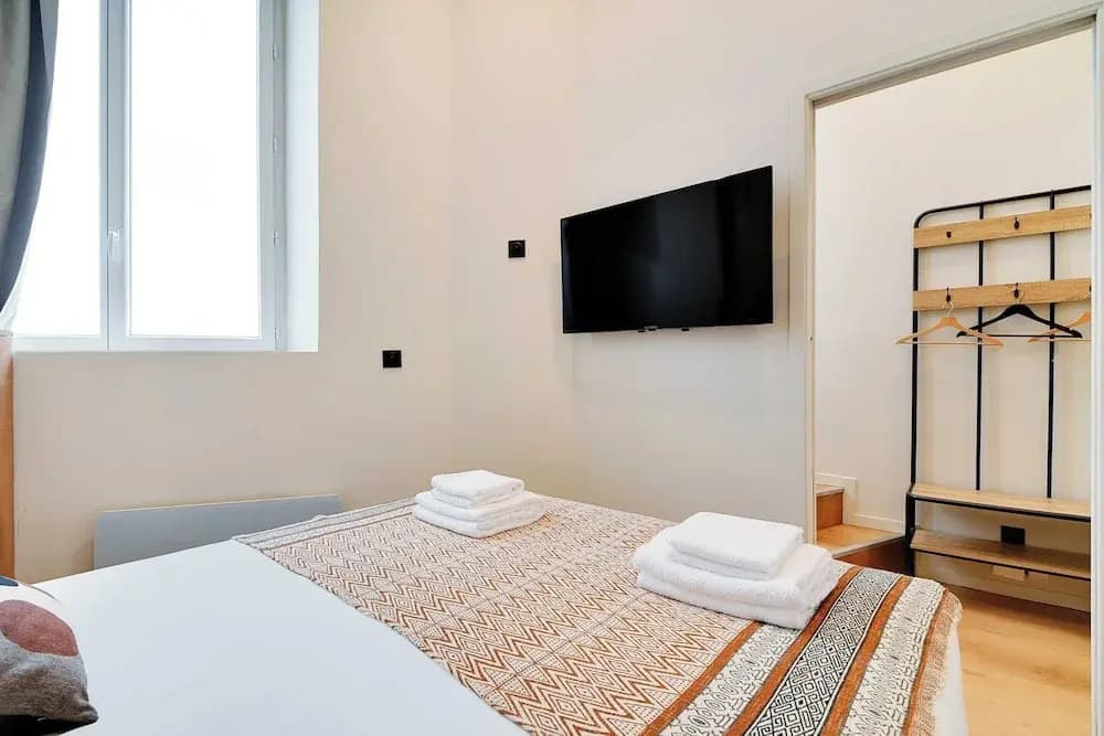 Stunning Apartment 2br/6p - Rex - Grands Boulevards - photo 4