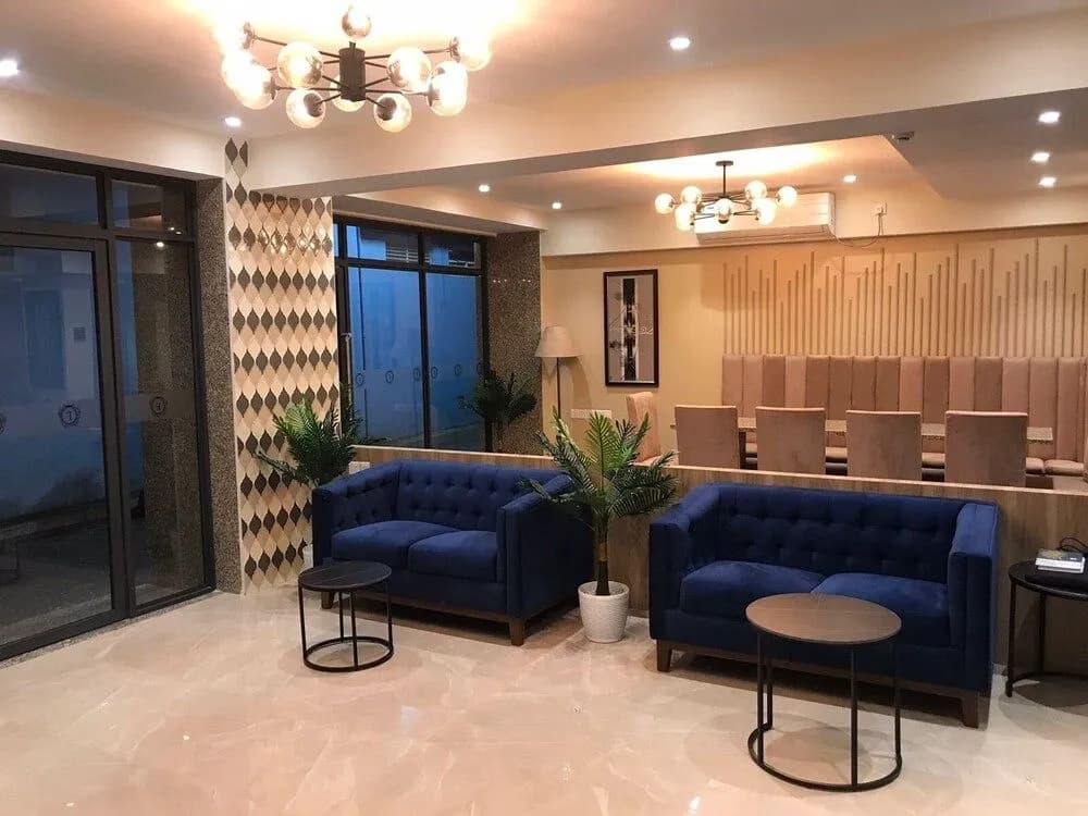 Hotel Flora - photo 2