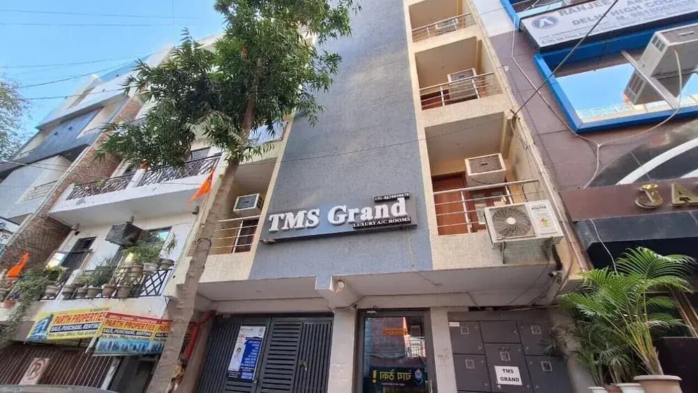 Hotel TMS Grand - photo 1