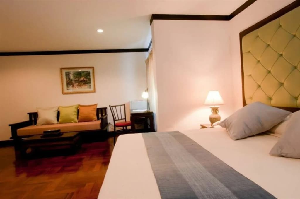 Cucumber Inn - photo 7