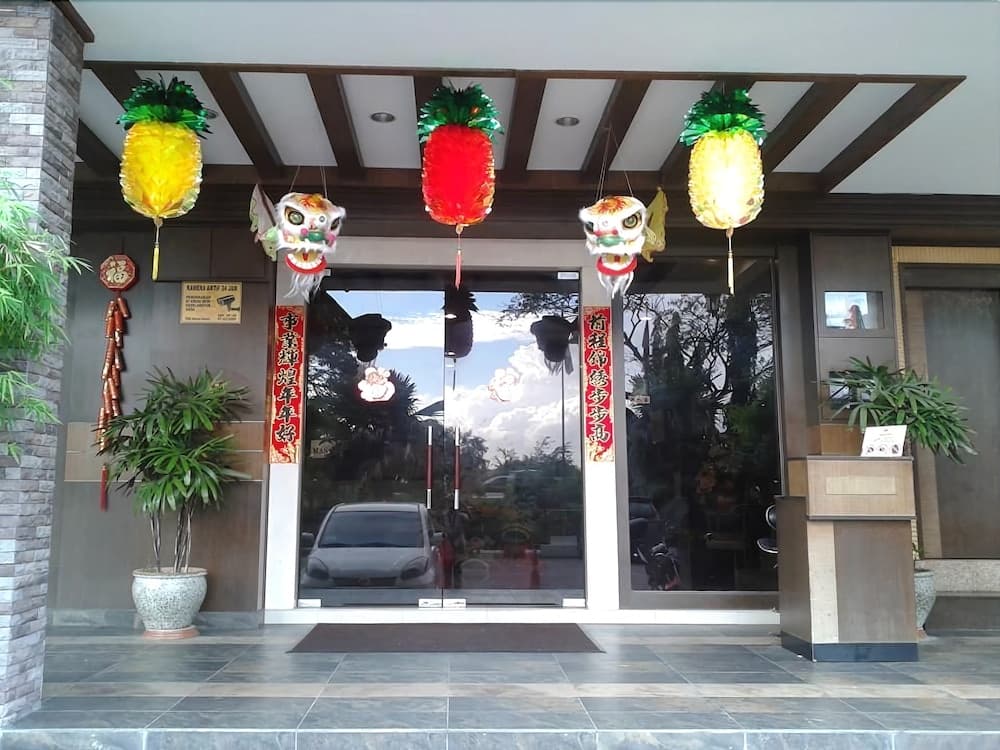 OYO 89948 Hotel Masai Utama - photo 17