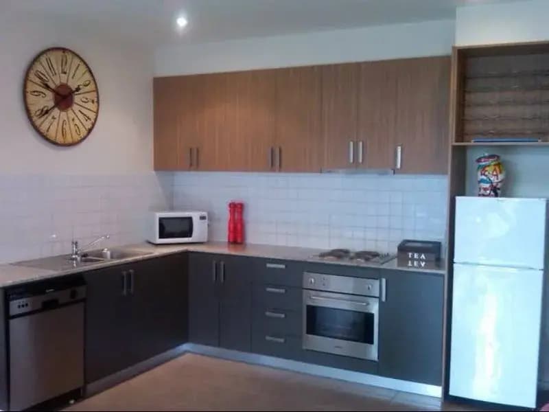 Westend Apartment at the Beach - photo 8