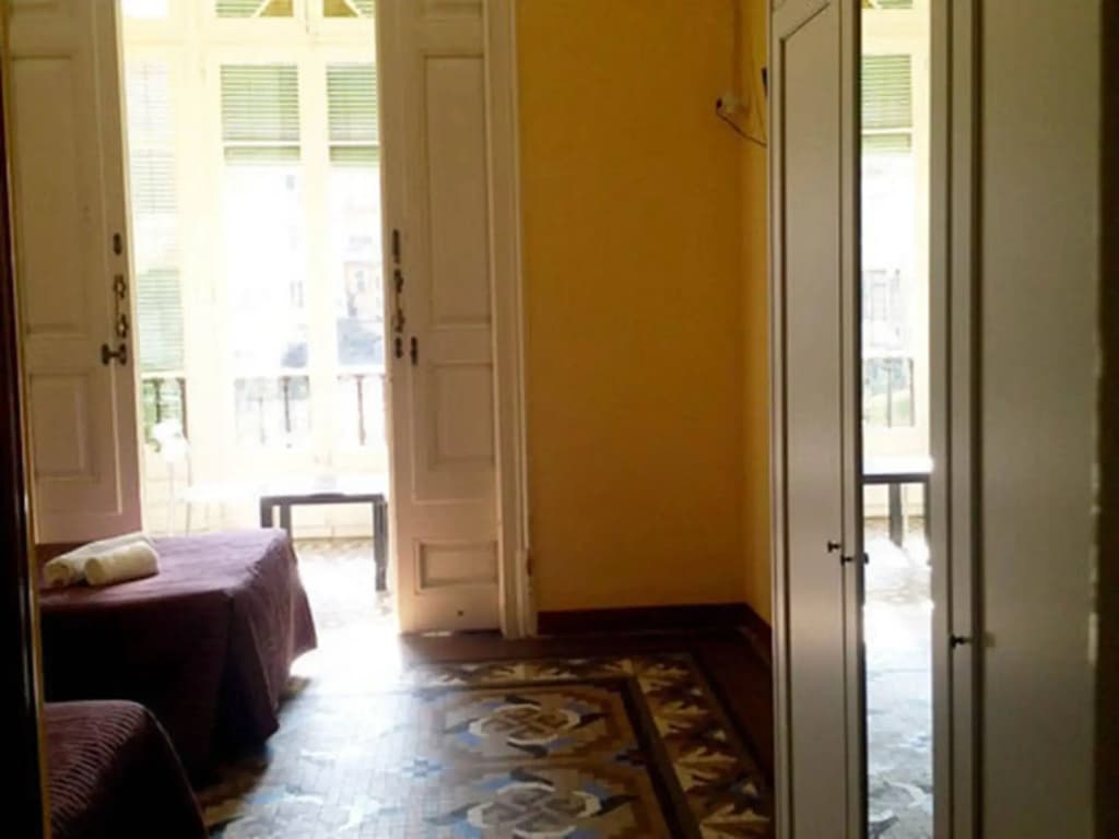 Hostal Balmes Centro - photo 6