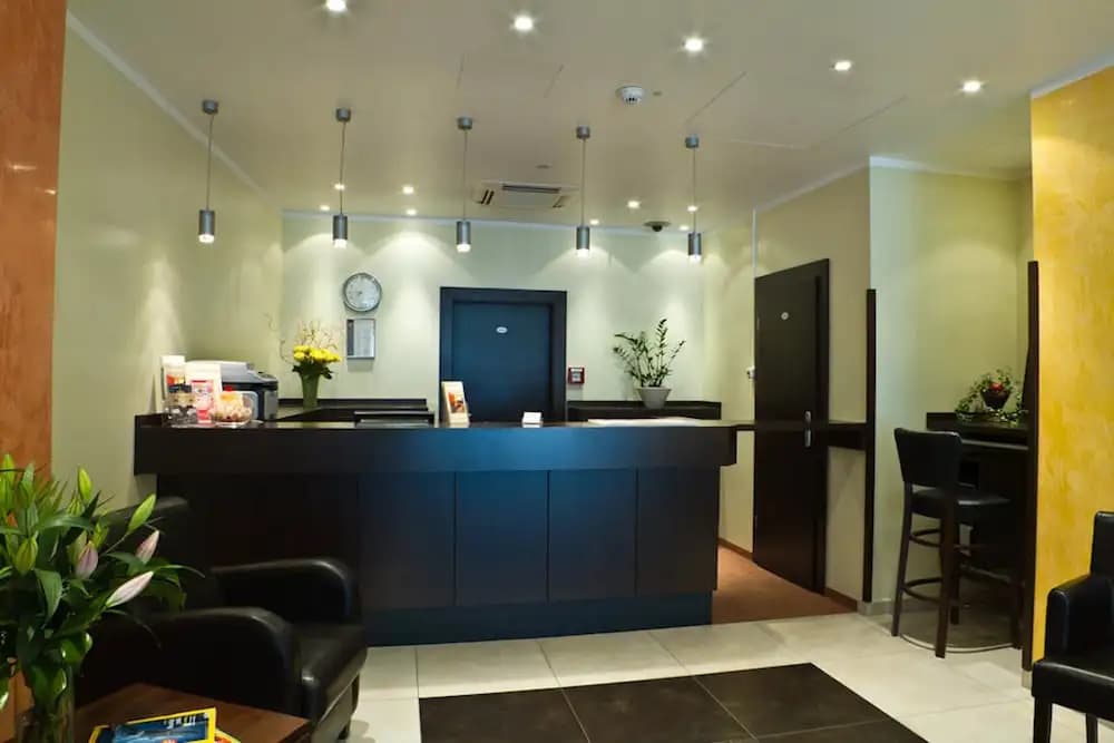 Ivbergs Hotel Messe Nord - photo 15