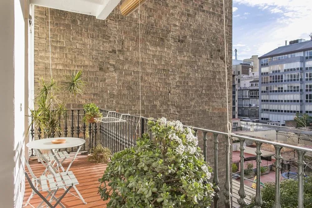Spacious and luminous flat with balcony - photo 8