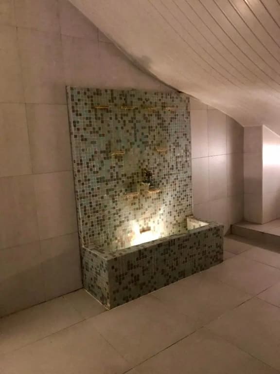 Windsor Hotel - photo 11