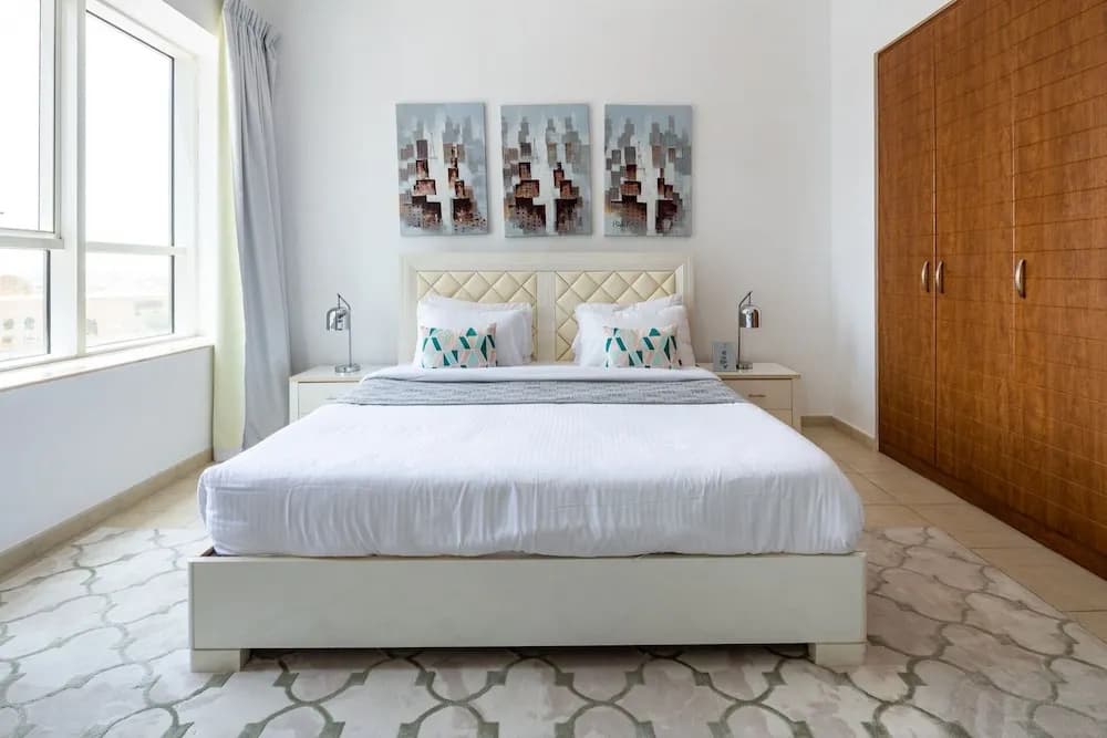 Premier 1BR Apartment in JLT - Sleeps 3! - photo 4