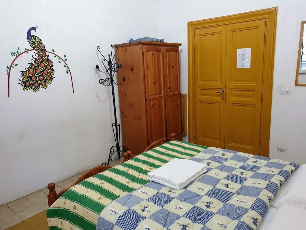 Sunshine Hostel - photo 3