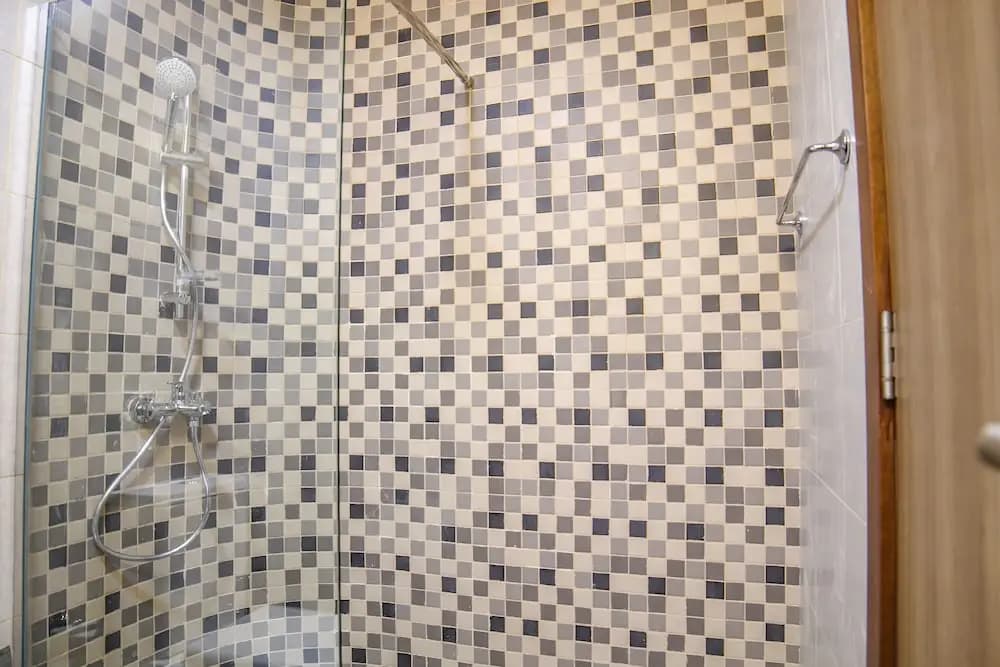 2 Bedroom Apartment- Azizi Plaza - photo 8