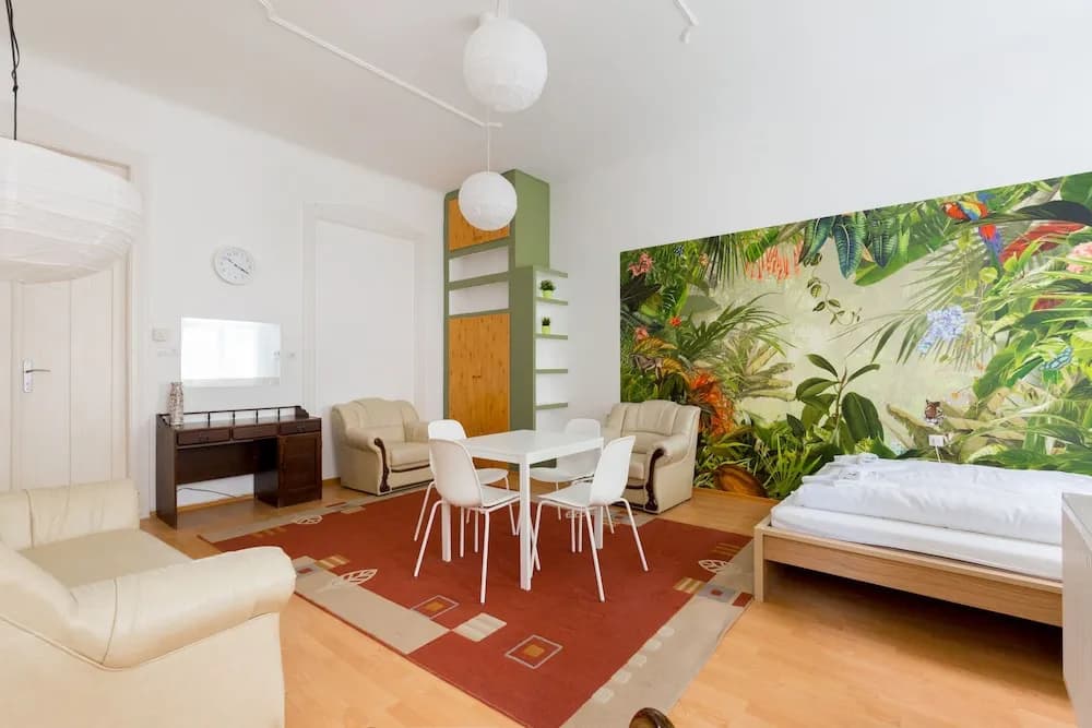 Budapest Apart-NAM-Family Room - photo 5