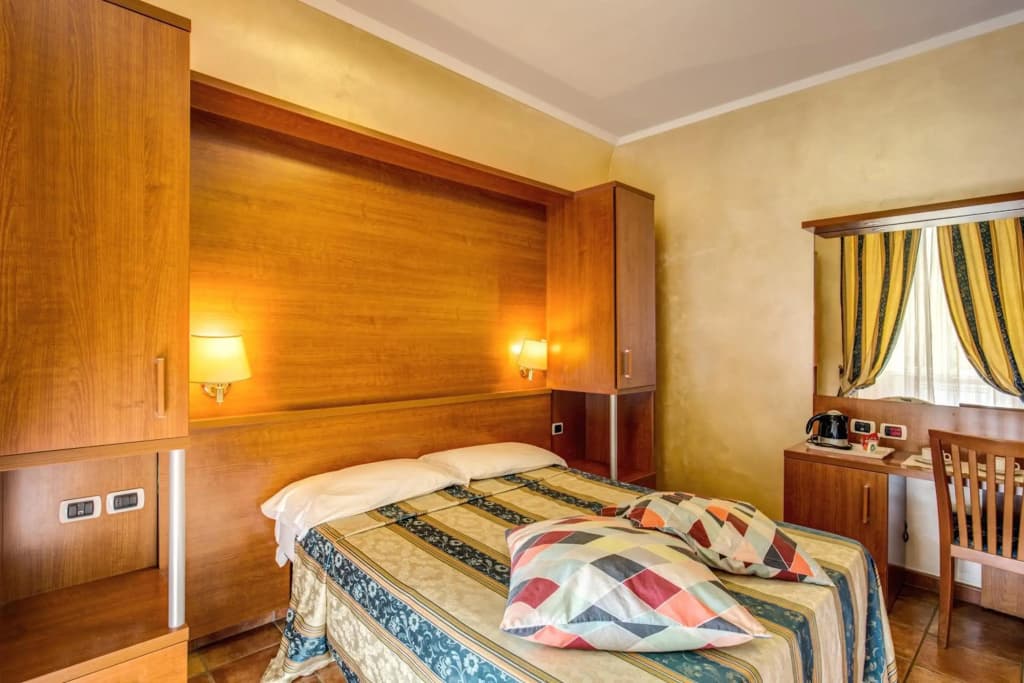 Hotel Maryelen - photo 6