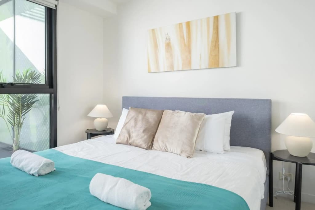 Rooftop 2BRapt in Abbotsford+King bed+WIFI+Parking - photo 6