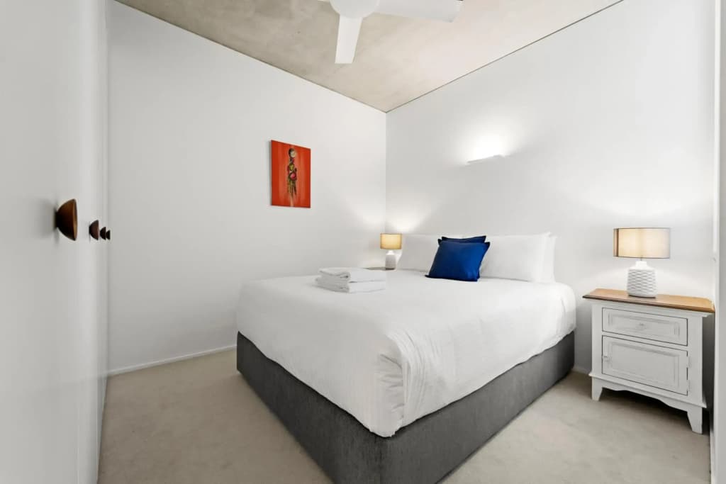 Premium Bondi Beach 2 Bedroom with Beach view and parking - photo 3