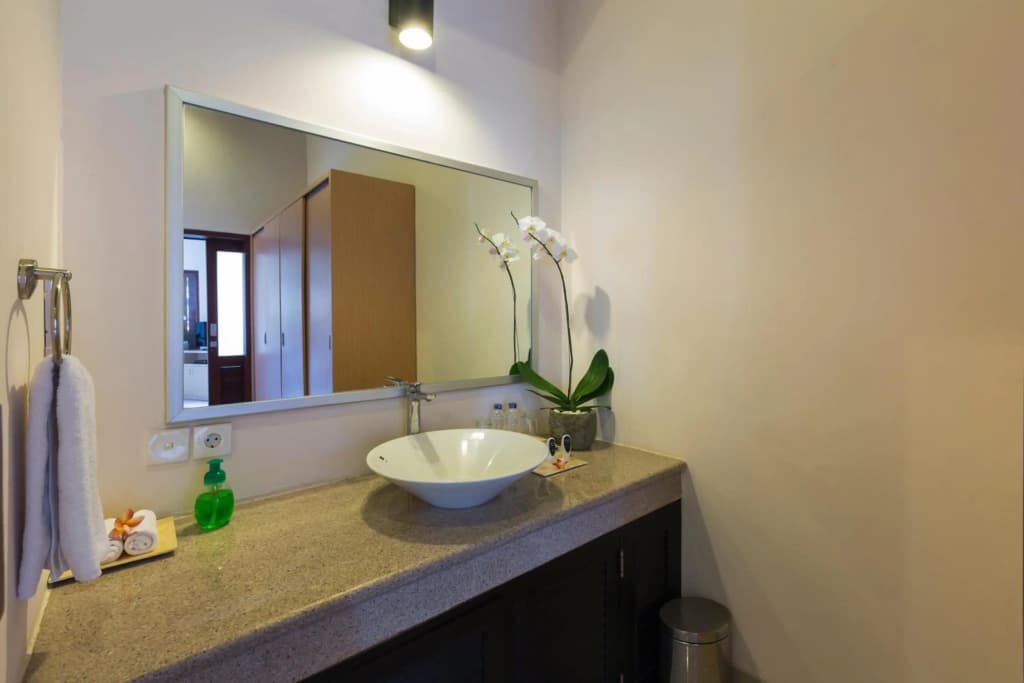 Kubal Villa and Living Seminyak - photo 30
