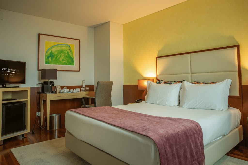 VIP Executive Art's Hotel - photo 4