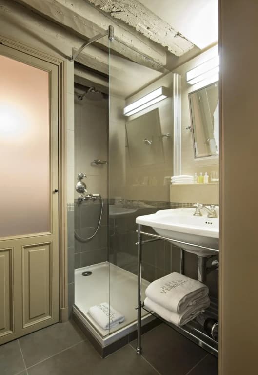 Hotel Verneuil - photo 33