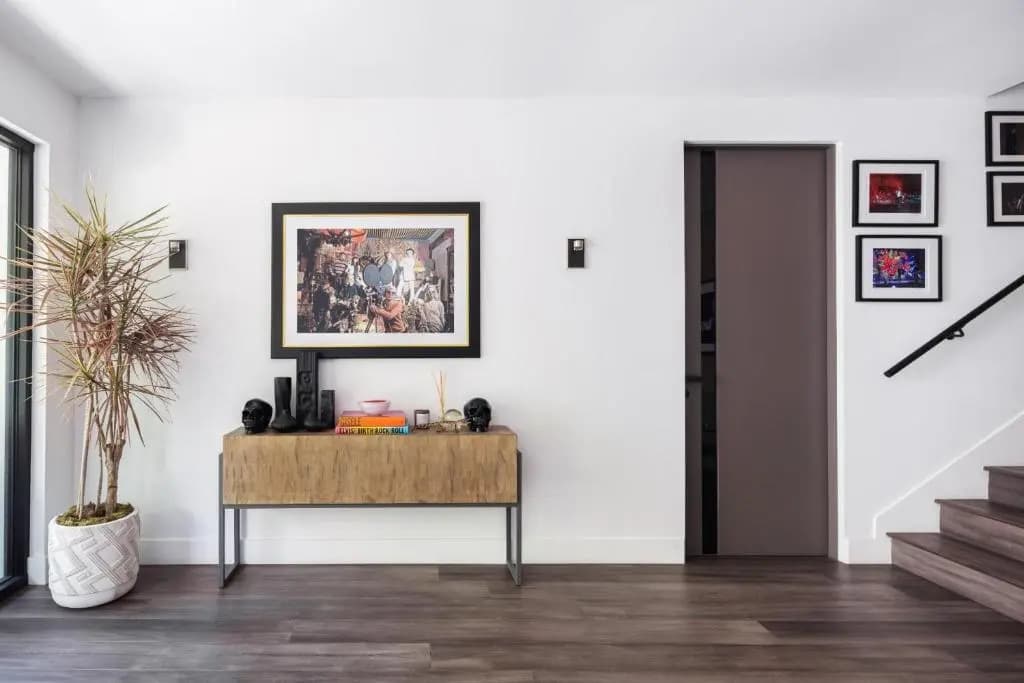 Willow Glen - Hollywood Hills Multi-level Villa With Theater & Pool - photo 32