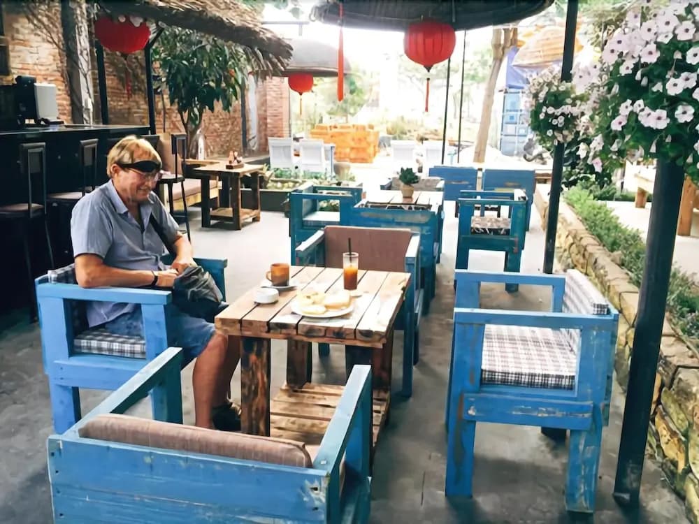Bookaholic Beach Hostel - photo 21