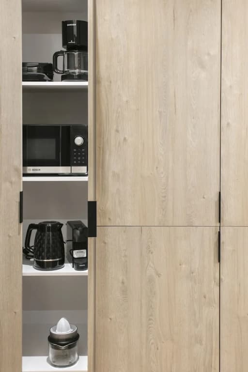 Deluxe & Upscale Apartment in Athens - photo 11