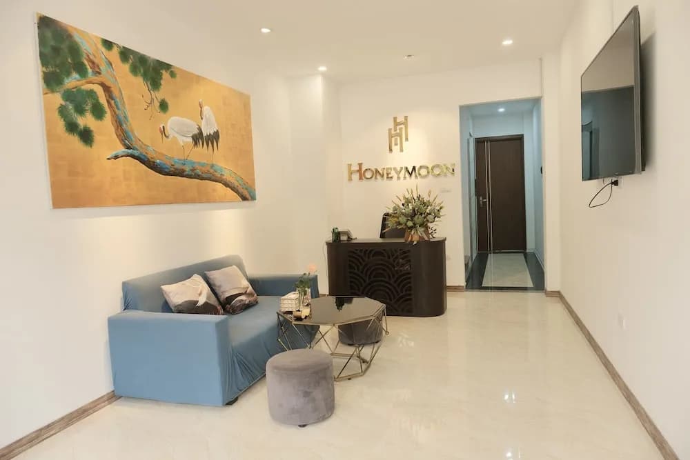 Honeymoon Hotel 2 - photo 2