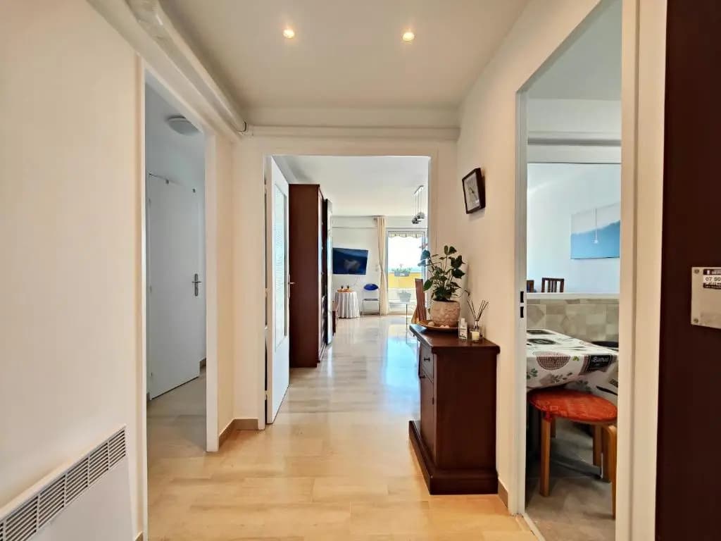Emeraudes 8 vue mer by Booking Guys - photo 2