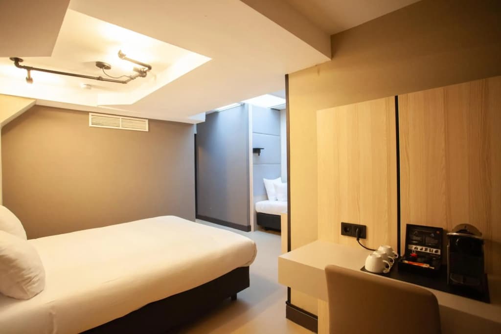 Alfred Hotel - photo 6
