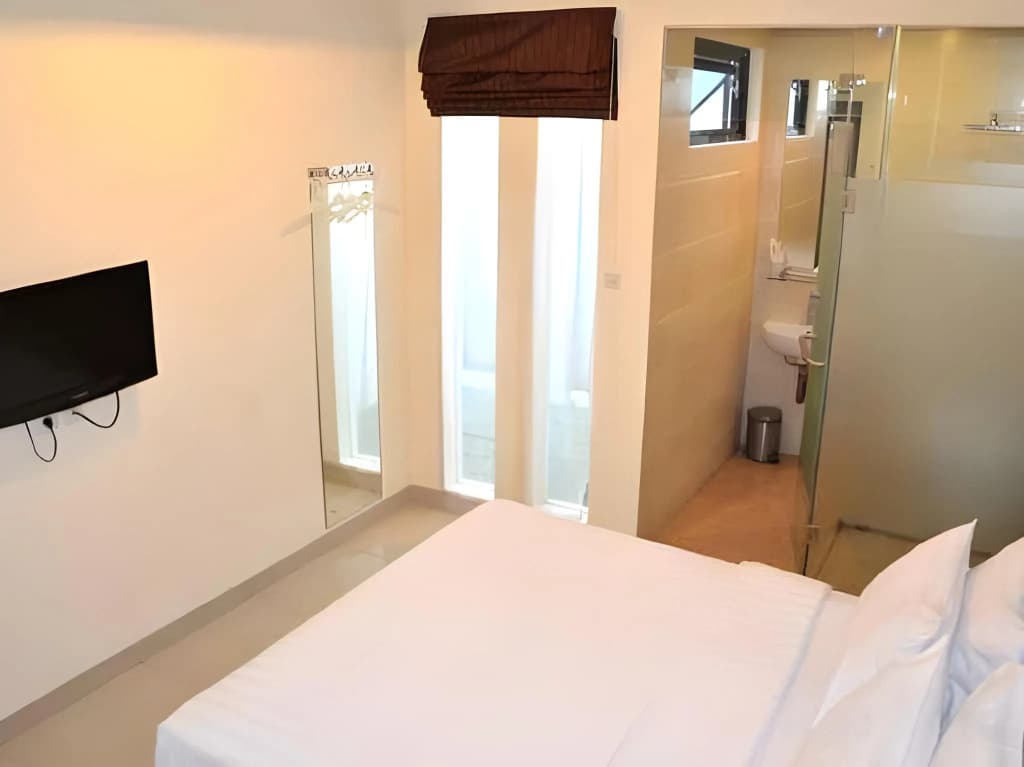 Sumi Hotel Mangga Besar - photo 22