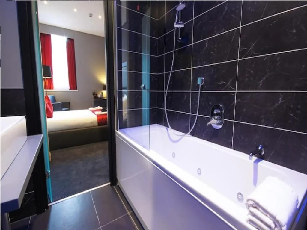 The Bryson Hotel - photo 30