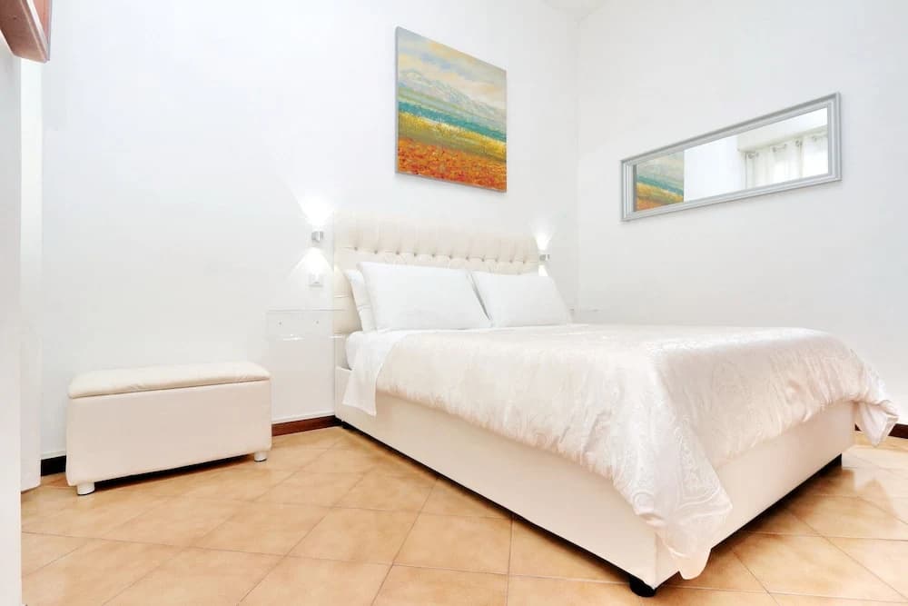 Chic Modern Apartment - photo 3