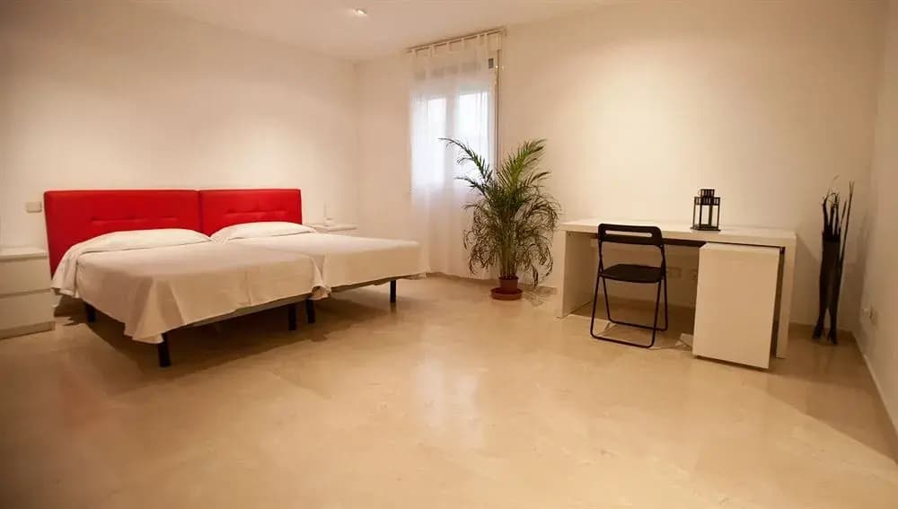 Sol Square Apartments - photo 26