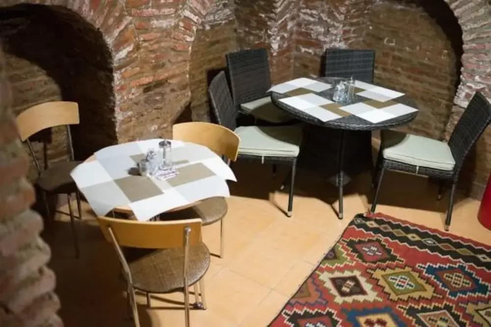 Arta Hotel - photo 12