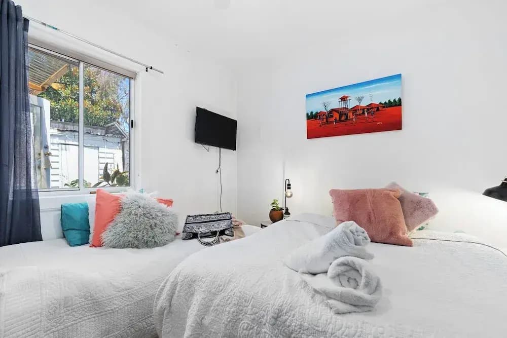 Beach house 2km CBD - photo 5