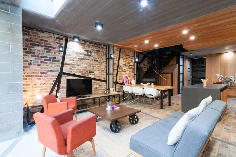 Executive Rental Style House - photo 2