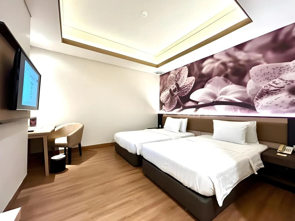 Hotel Orchardz Jayakarta - photo 24