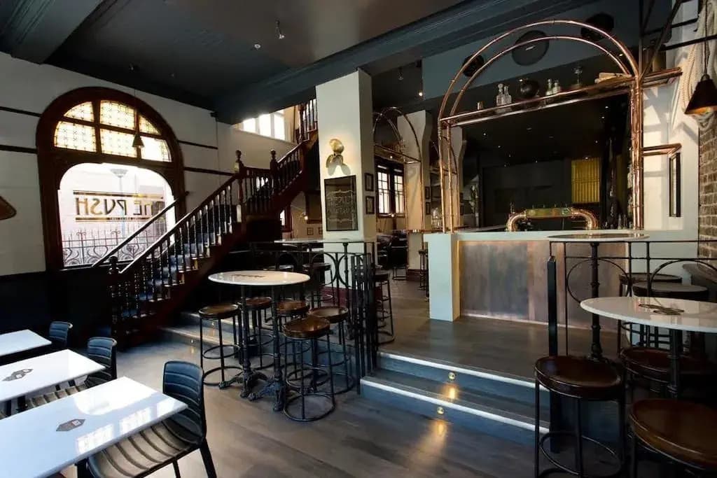 The Russell Boutique Hotel - photo 17