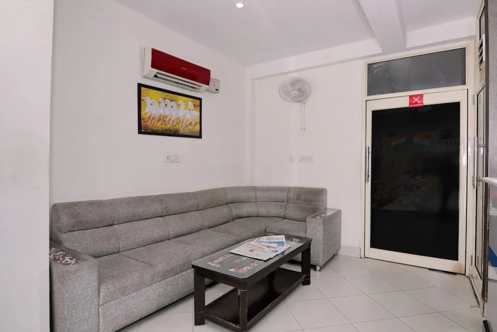 OYO 2041 Hotel Silver Land - photo 12