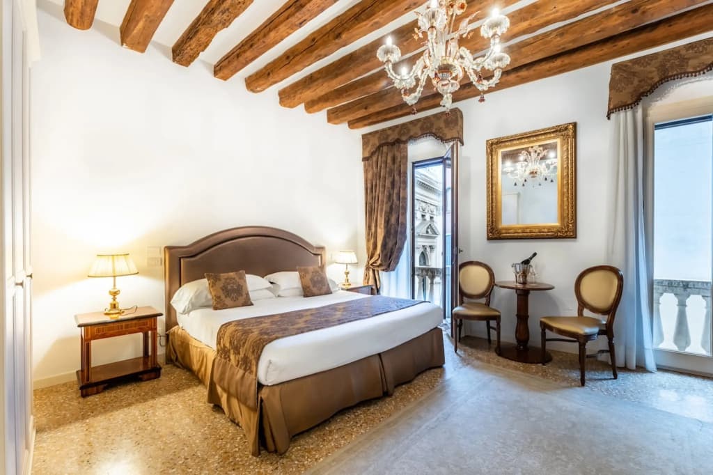 San Teodoro Palace Luxury Apartments - photo 7